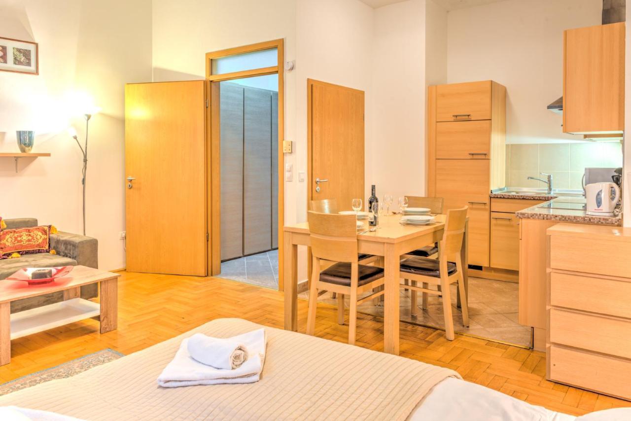 Central Capital Apartments Budapešť Exteriér fotografie